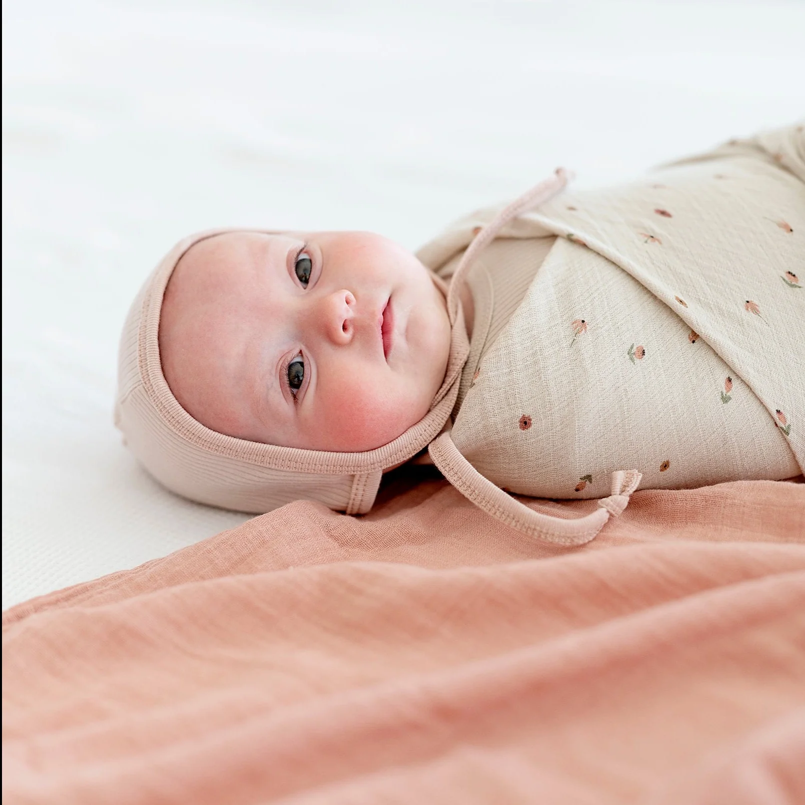 2 Pack Cotton Muslin Swaddle Blanket - Pink Garden Flower - Image 2