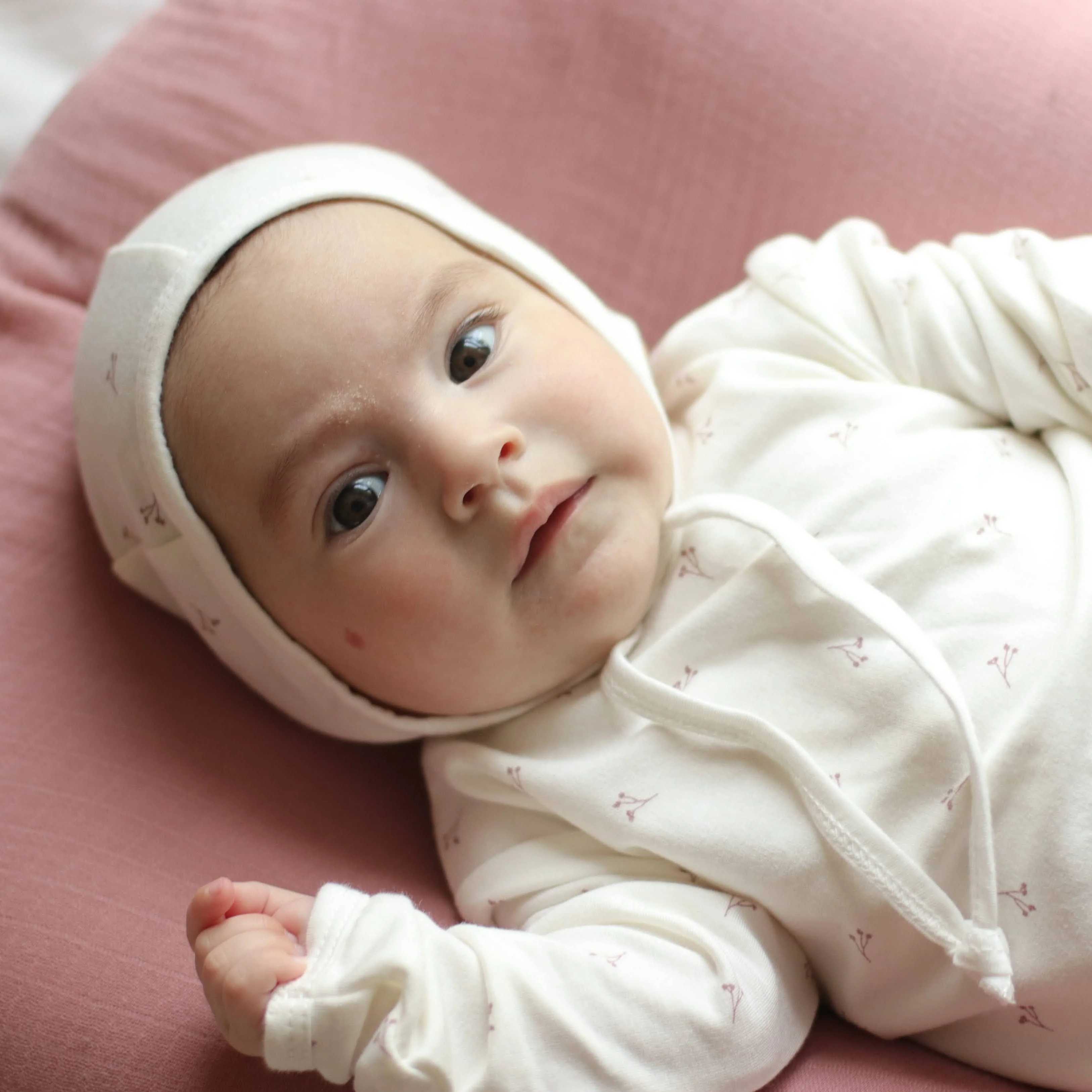 2 Pack Cotton Muslin Swaddle Blanket - Image 9