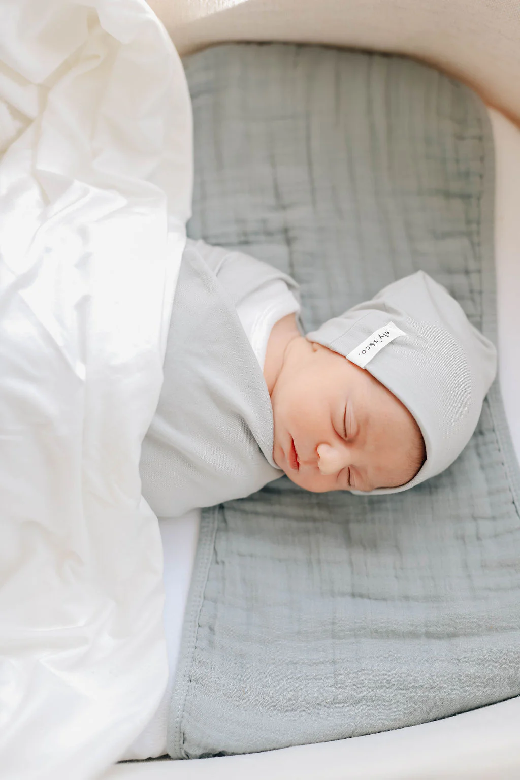 3 Pack Muslin Burp Cloth - Image 6