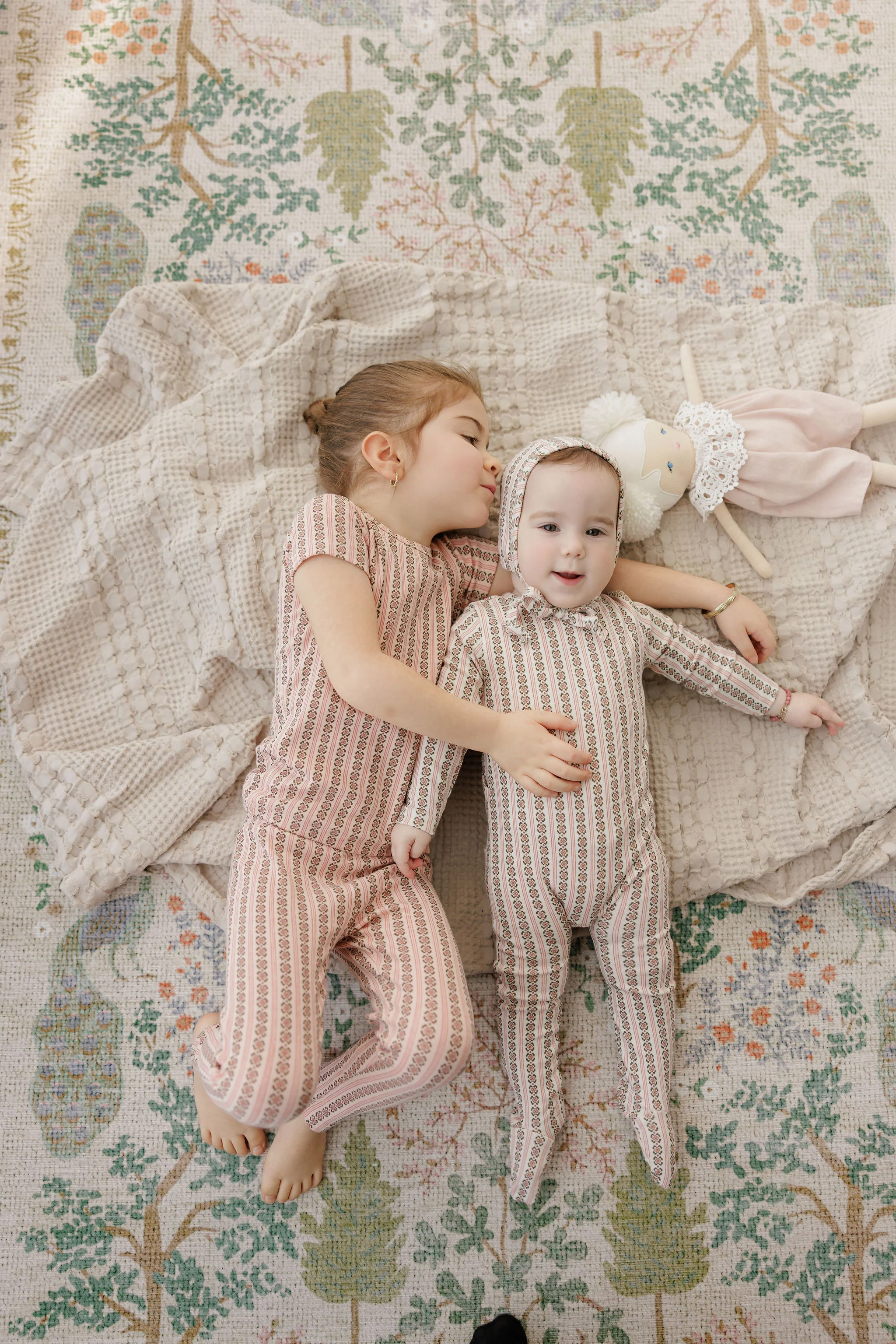 Girls Pajamas – Pink – Linear Leaf - Image 3