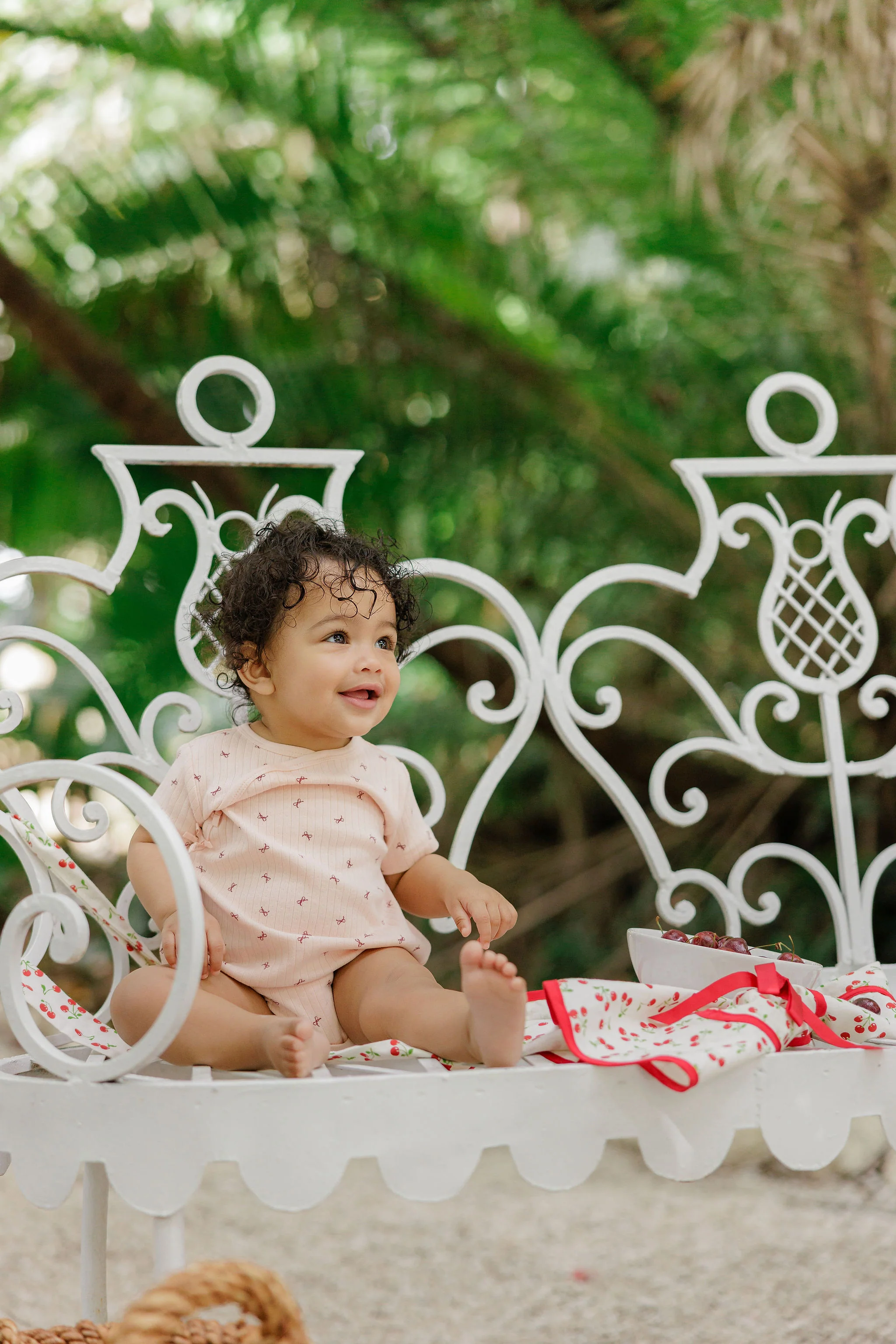Girls Romper – Pink – Bow Pattern - Image 4