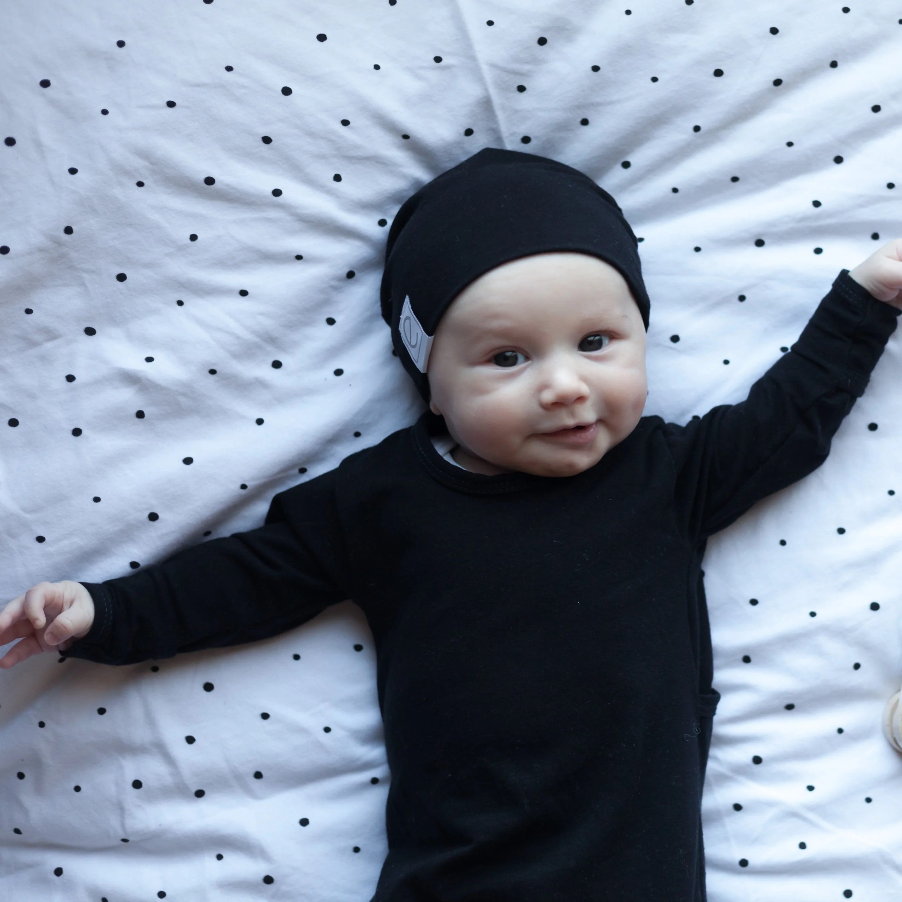 Four Piece Baby Crib Set - Image 4