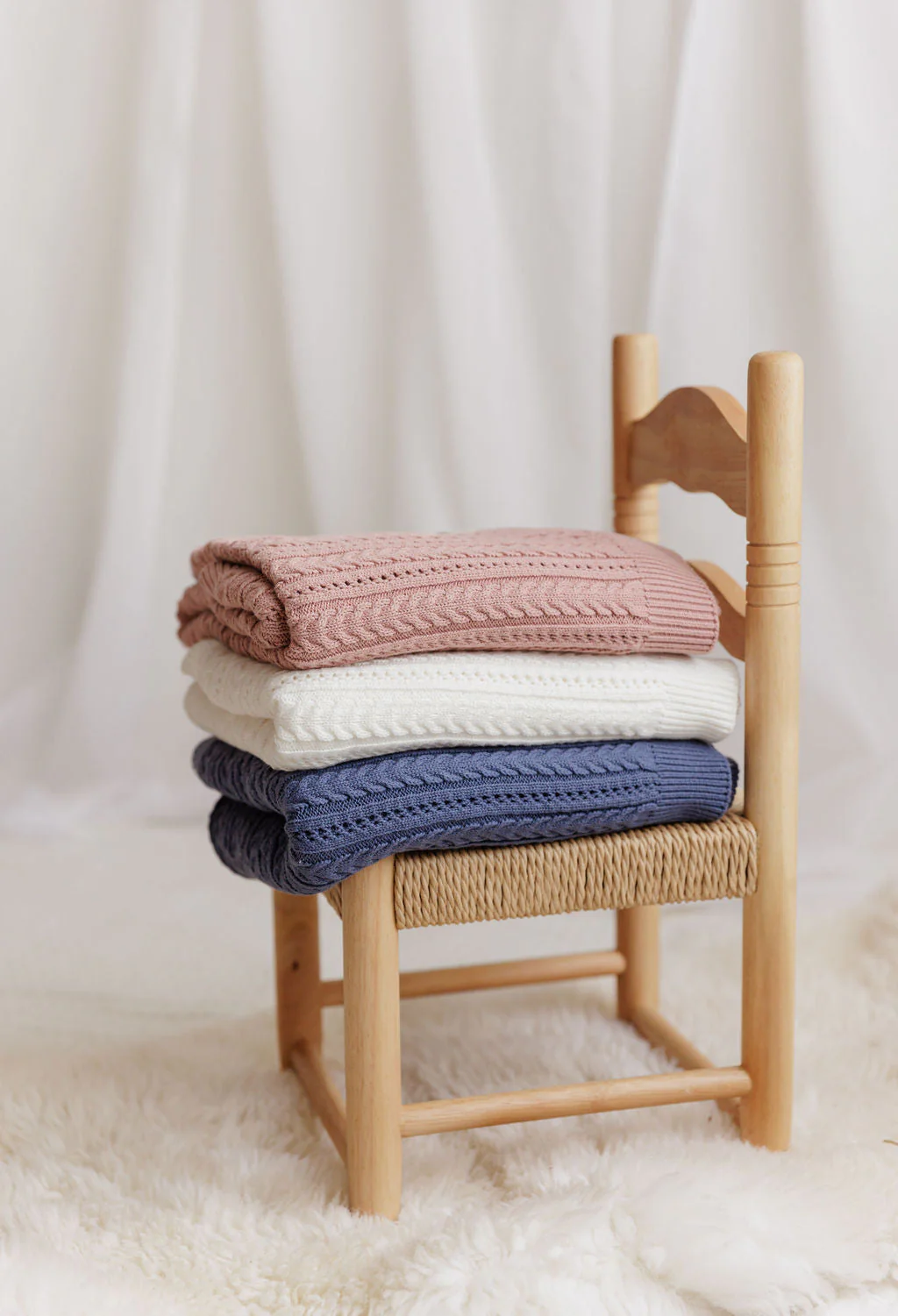 Cable Pointelle Flat Collection - Bonnet - Image 6