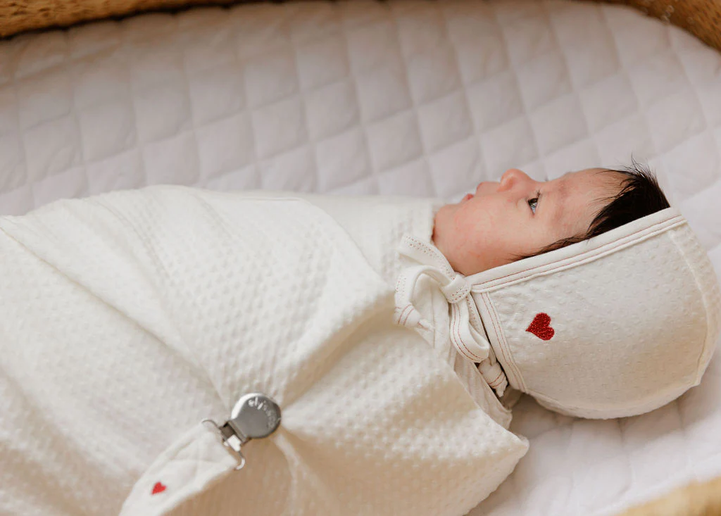 Cotton - Embroidered Heart and Star Collection - Bonnet - Image 7