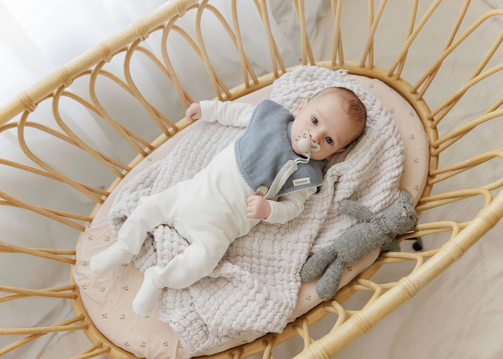 Bassinet Sheet Set - Image 9