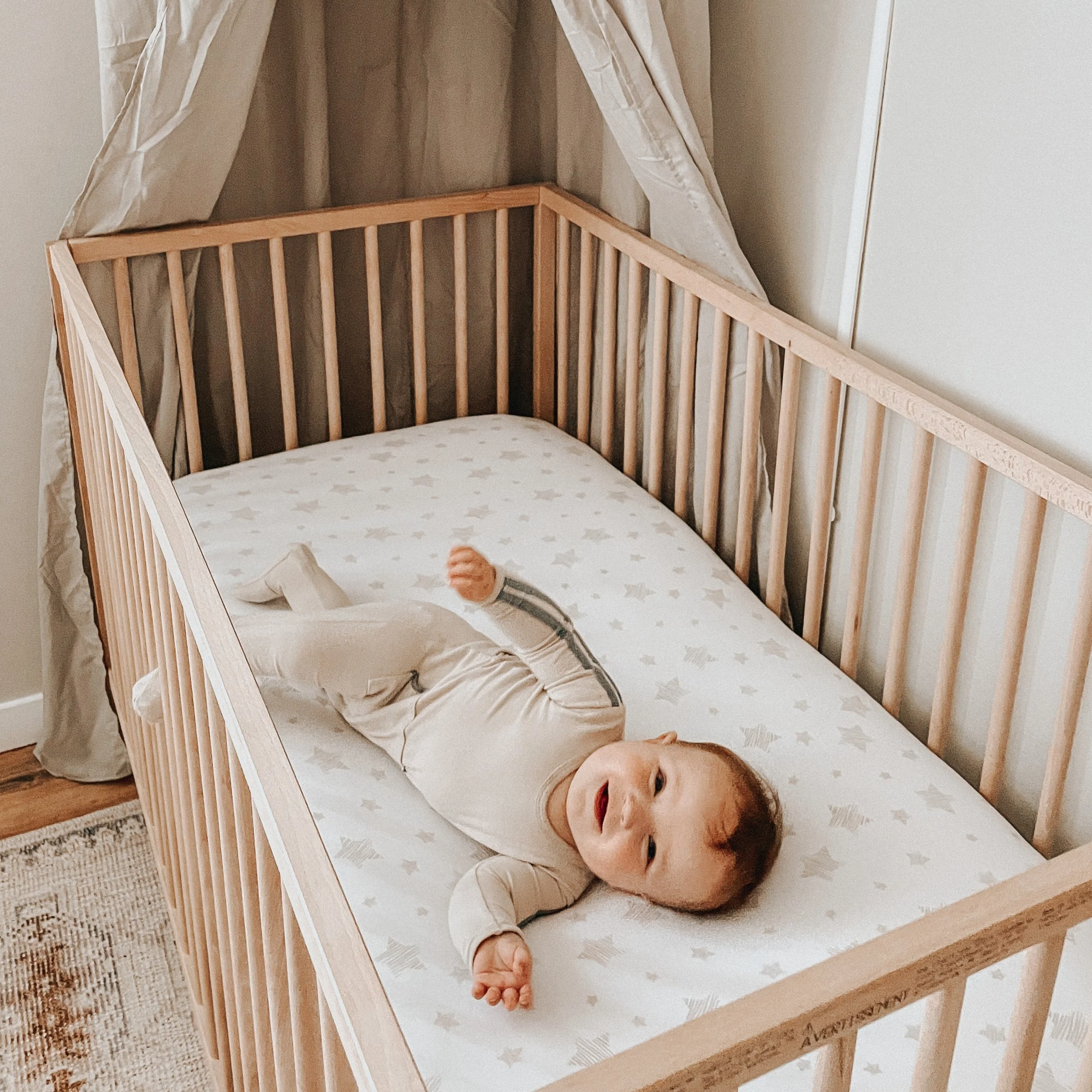 Breathable Crib Sheet Set - Image 3