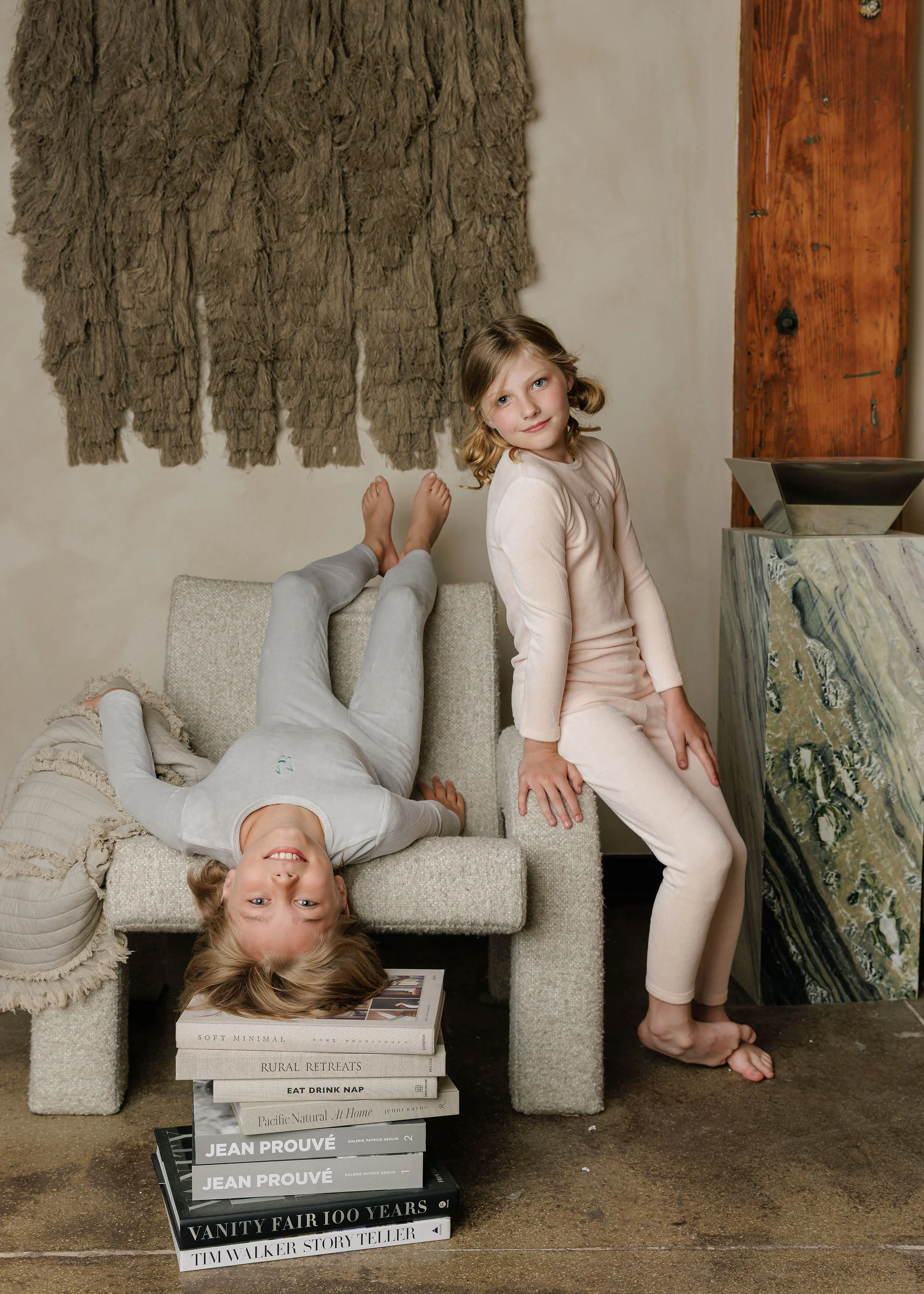 Embroidered Velour Collar Collection - Lounge Set - Image 2