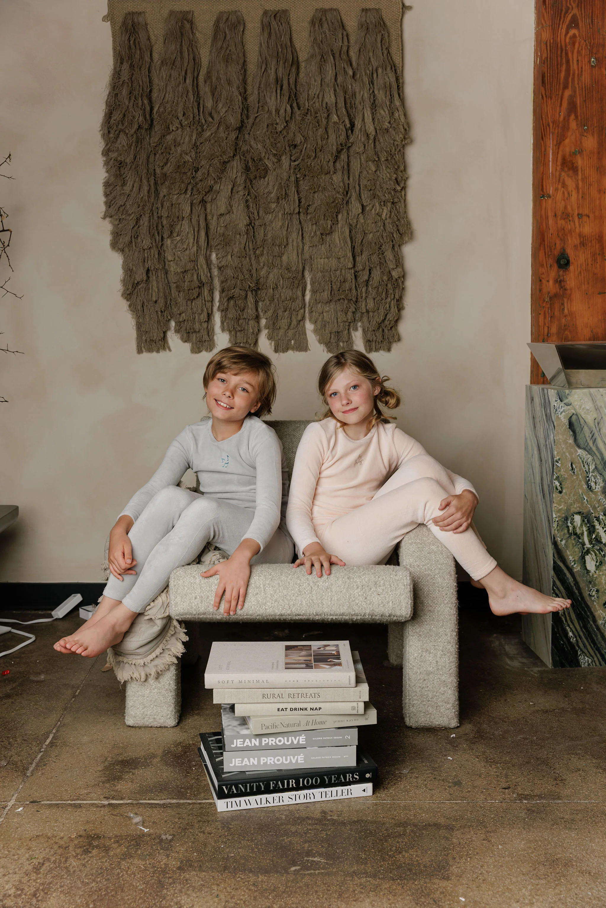 Embroidered Velour Collar Collection - Lounge Set - Image 5