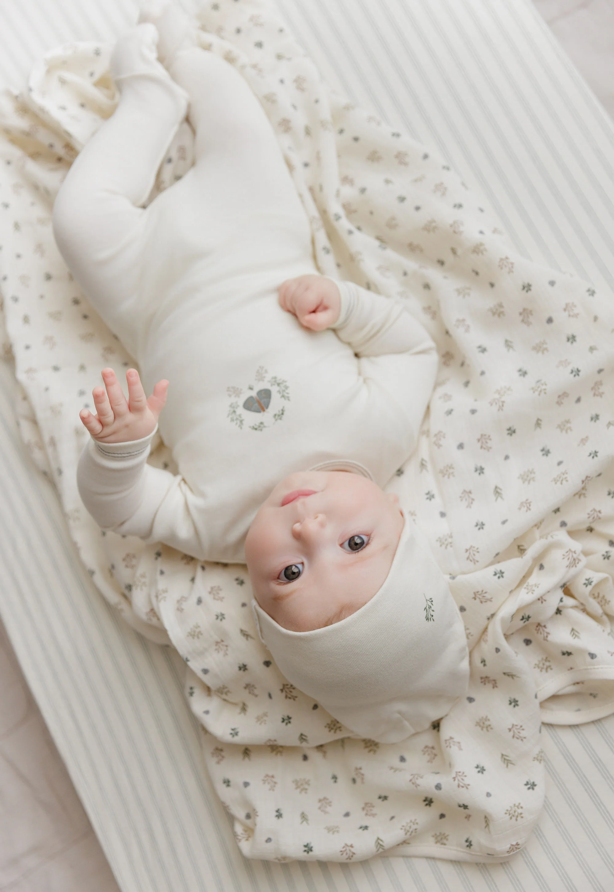 Garden Floral Center - Soft Cotton Baby Footie - Image 10