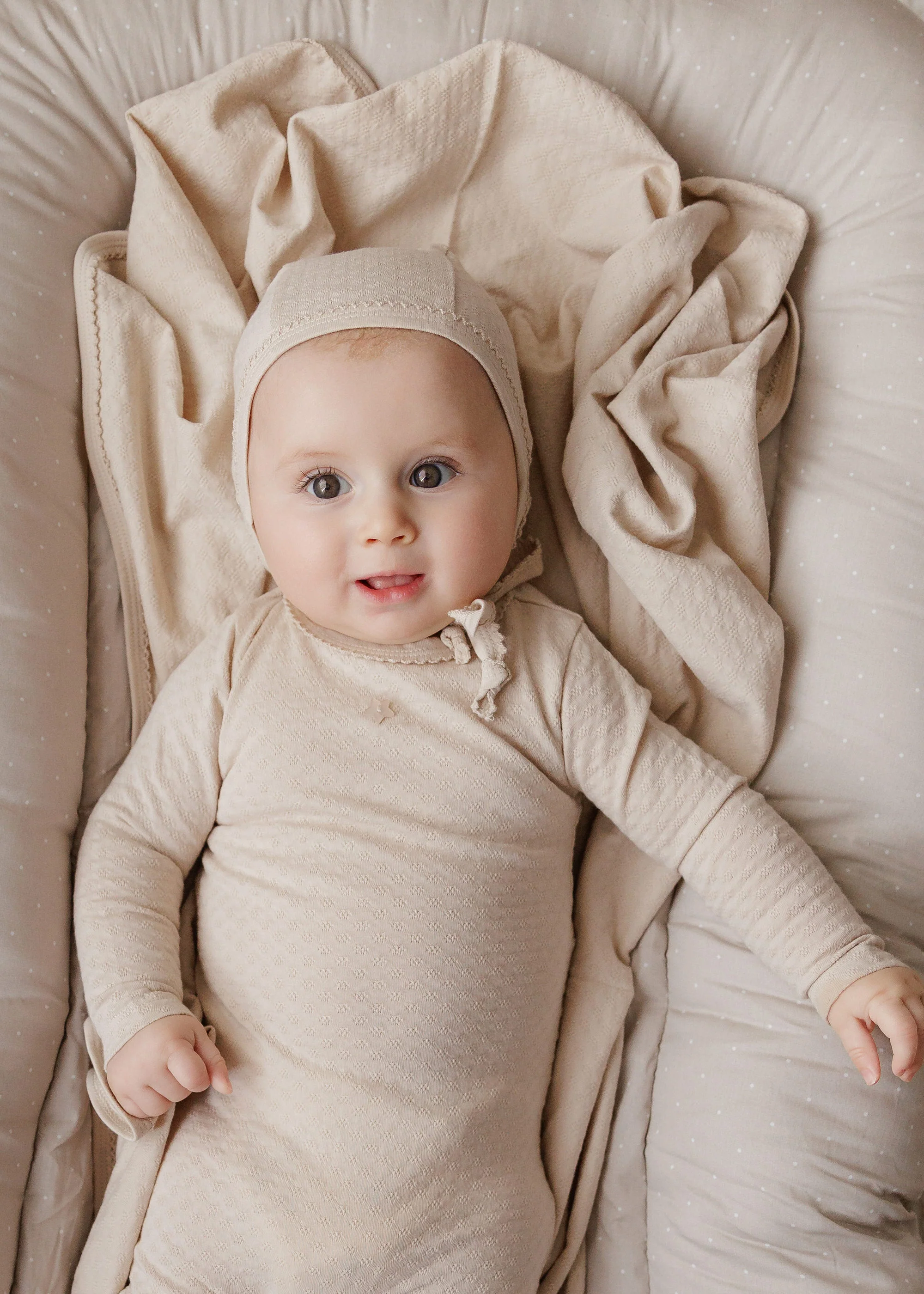 Heart and Star Button Pointelle Collection - Bib - Image 9