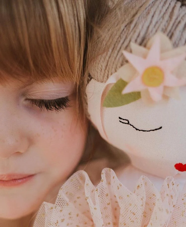 Hearts of Yarn Madeleine Ballerina Doll - Image 2