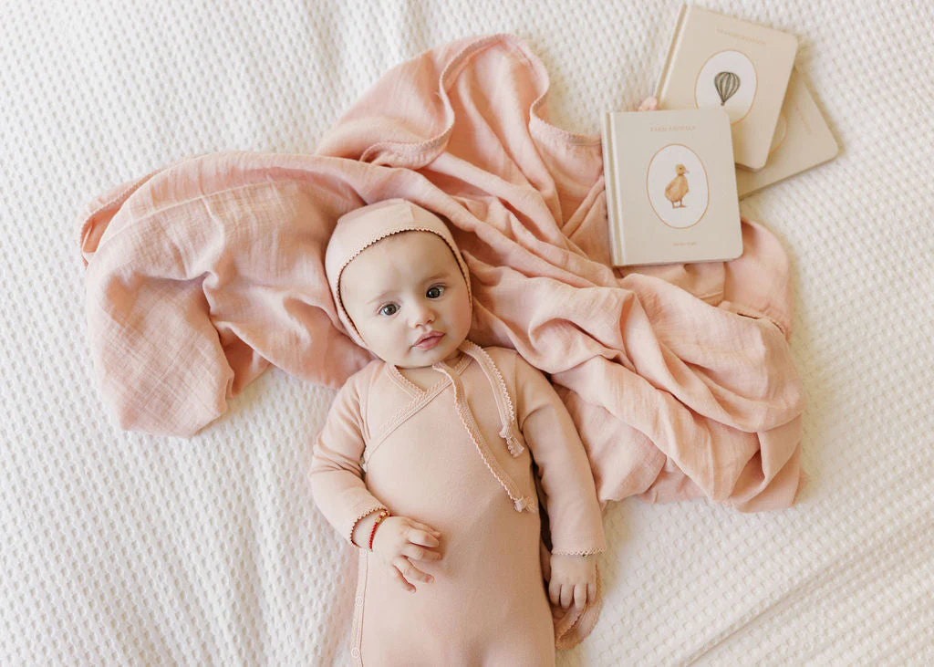 Breathable Muslin Swaddle with Scallop - Image 13