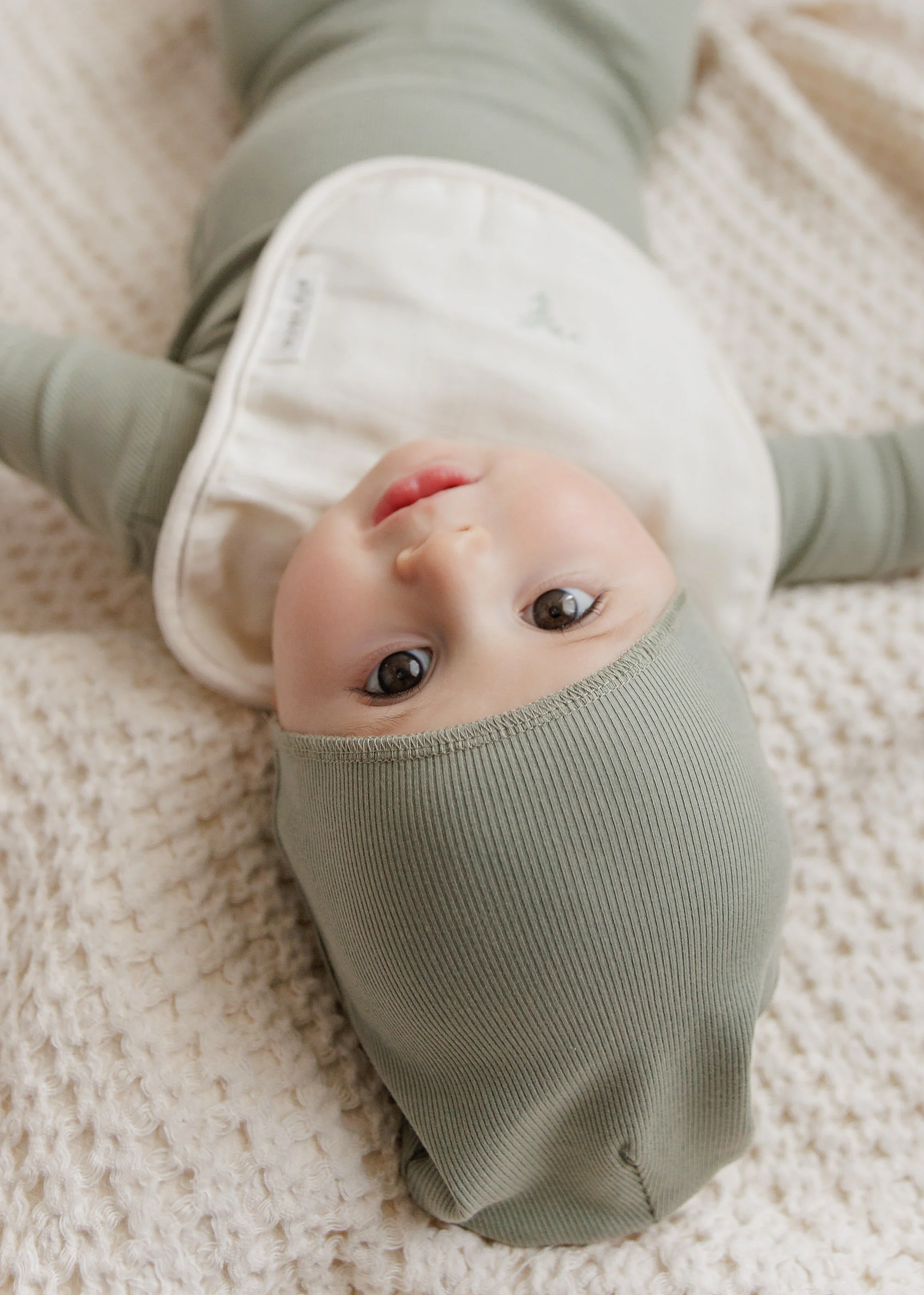 Ribbed Cardigan Set - Beanie - Image 7
