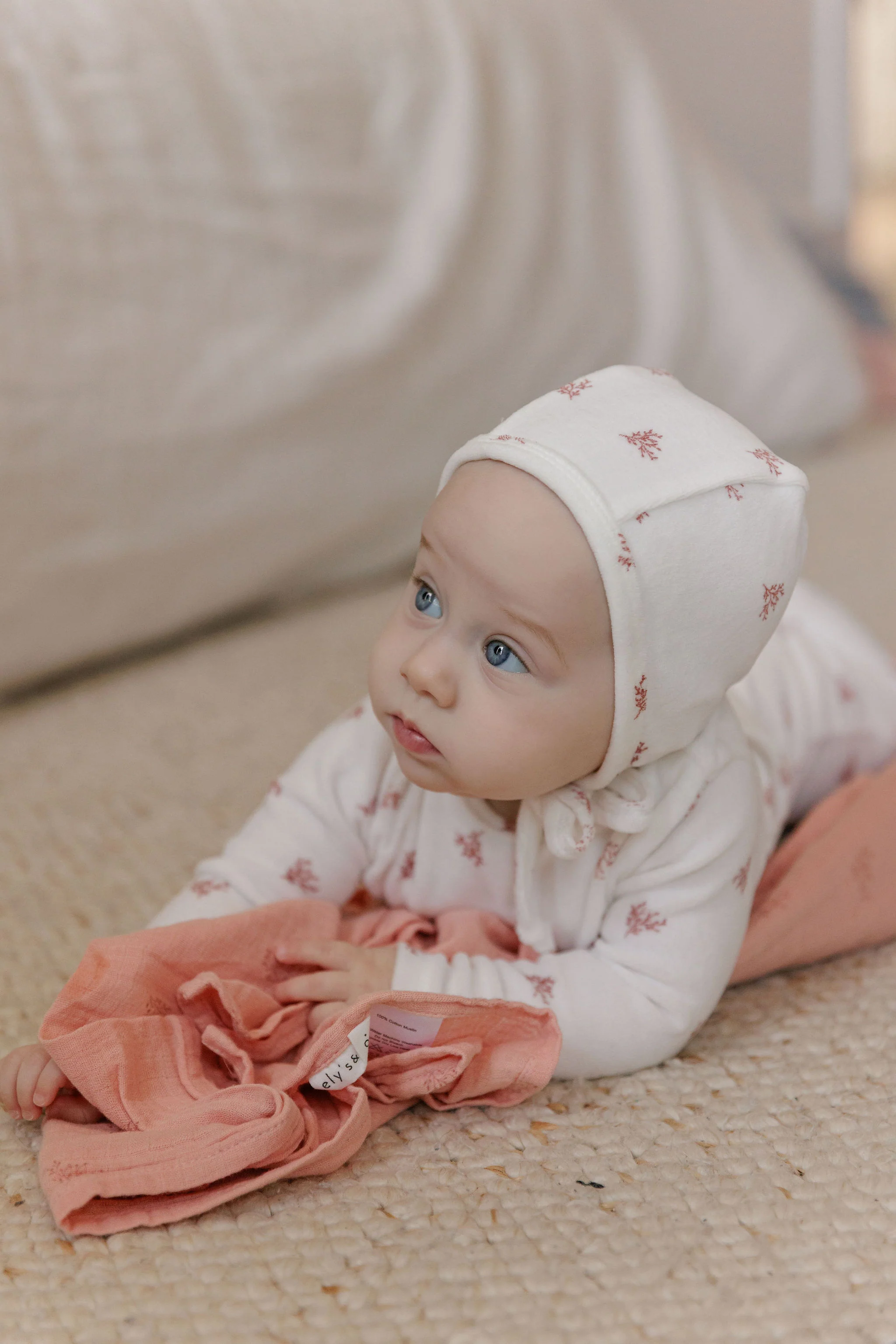 Velour Leaf Pattern Collection - Bib - Image 3